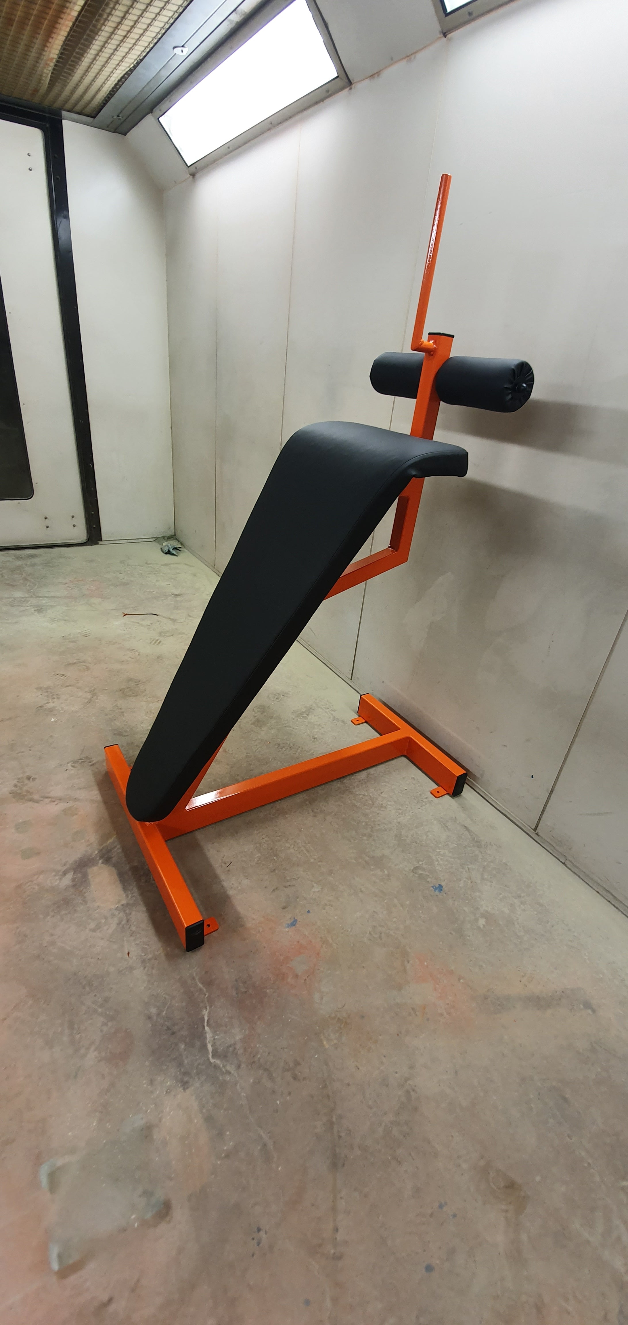 Extreme Decline Sit Up Bench – WG Equipment - Main Image